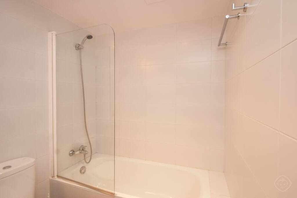 Port VII Apt Centrico Acogedor W Balcon 23 Барселона Екстер'єр фото