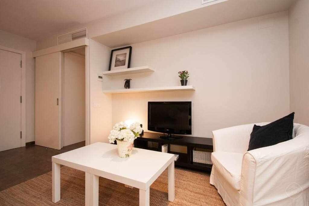 Port VII Apt Centrico Acogedor W Balcon 23 Барселона Екстер'єр фото